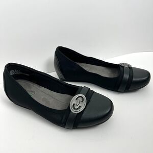 Baretraps "Miana" Comfort Memory Foam Slip-On Ballet Black Shoes Flats 6.5W